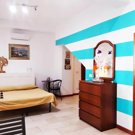 Nervi Cozy Loft Sapore Di Mare Vicino Acquario Di Apartment Genoa